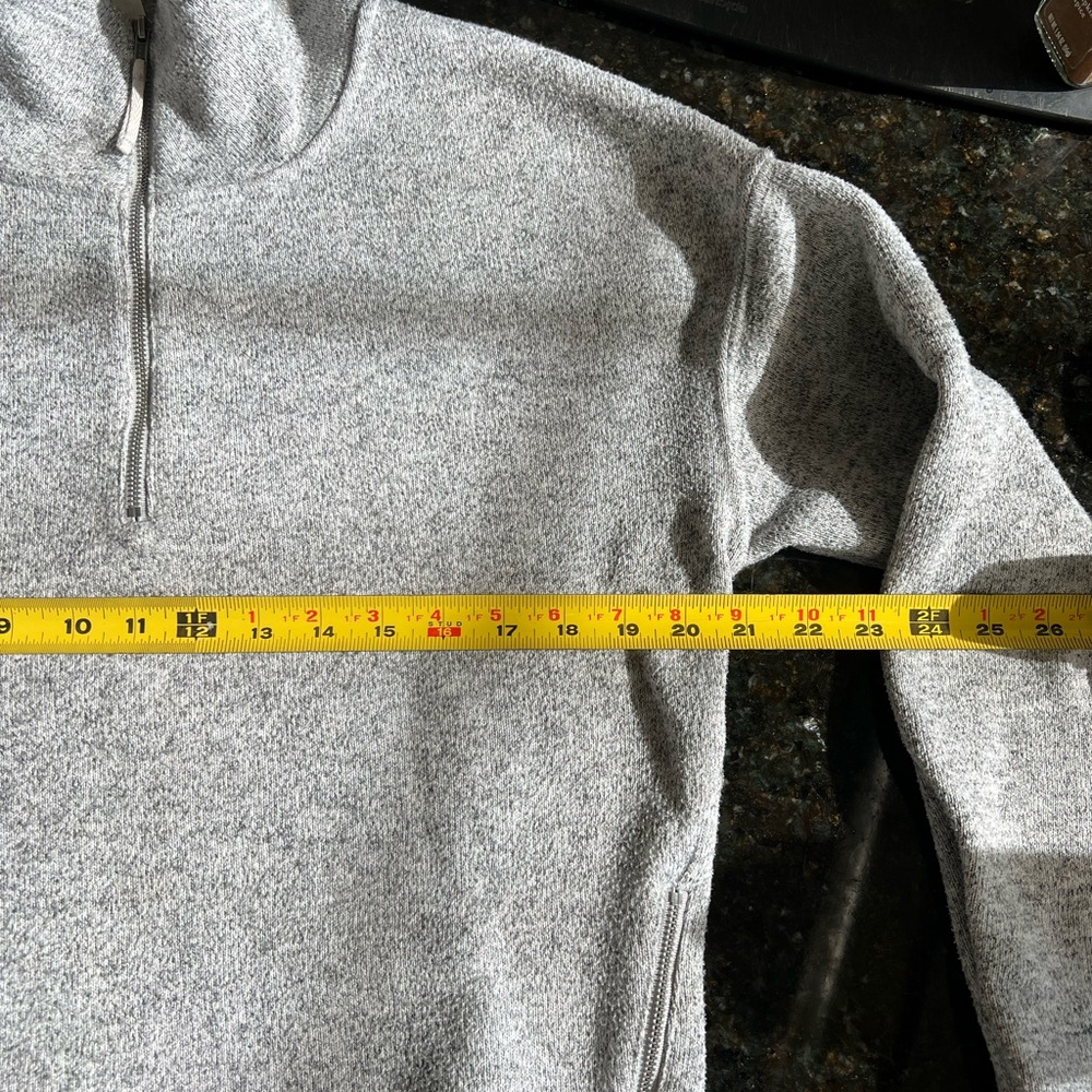 Fabletics 1/4 Zip Pullover. Gray. Size M - image 8